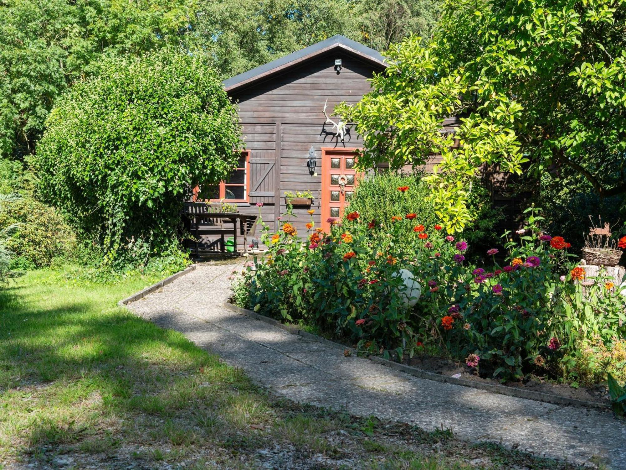 Holiday Home On A Horse Farm In The L Neburg Heath Eschede Exteriör bild