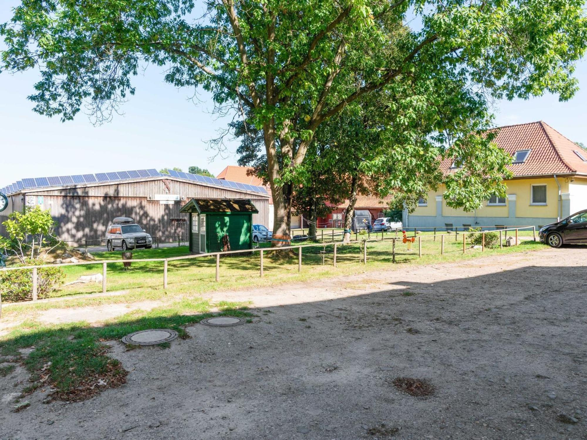 Holiday Home On A Horse Farm In The L Neburg Heath Eschede Exteriör bild